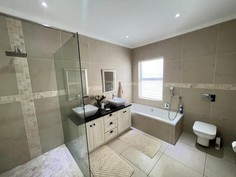 3 Bedroom Property for Sale in Port Owen Western Cape